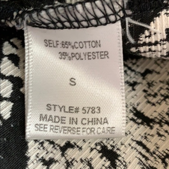 Freeway Printed Skirt - Picture 4 of 5